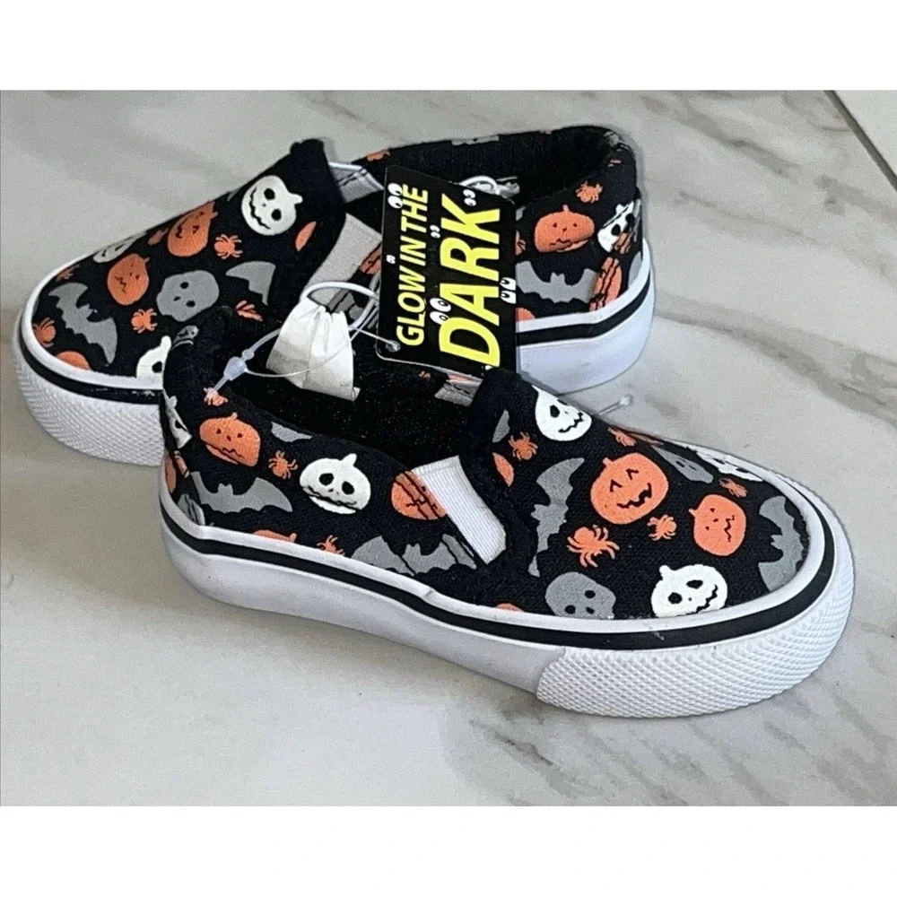 Tommy Bahama‎ Toddler 5 Slip-On Shoes Pumpkins Bats Spooky CUTE Halloween GID